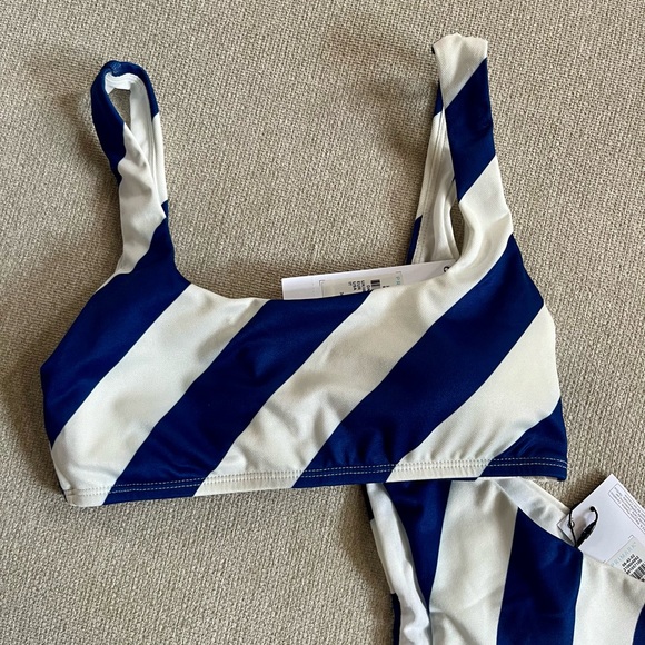Stripe Bikini - Picture 2 of 9
